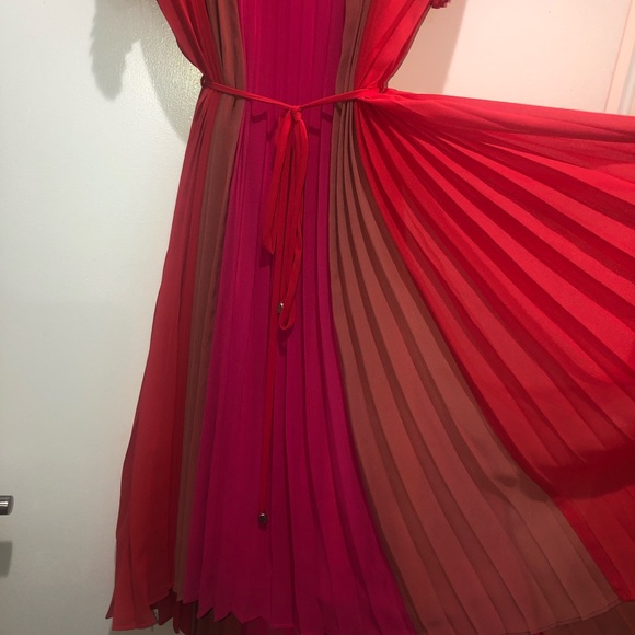 ADELYN RAE DRESS - Picture 4 of 6